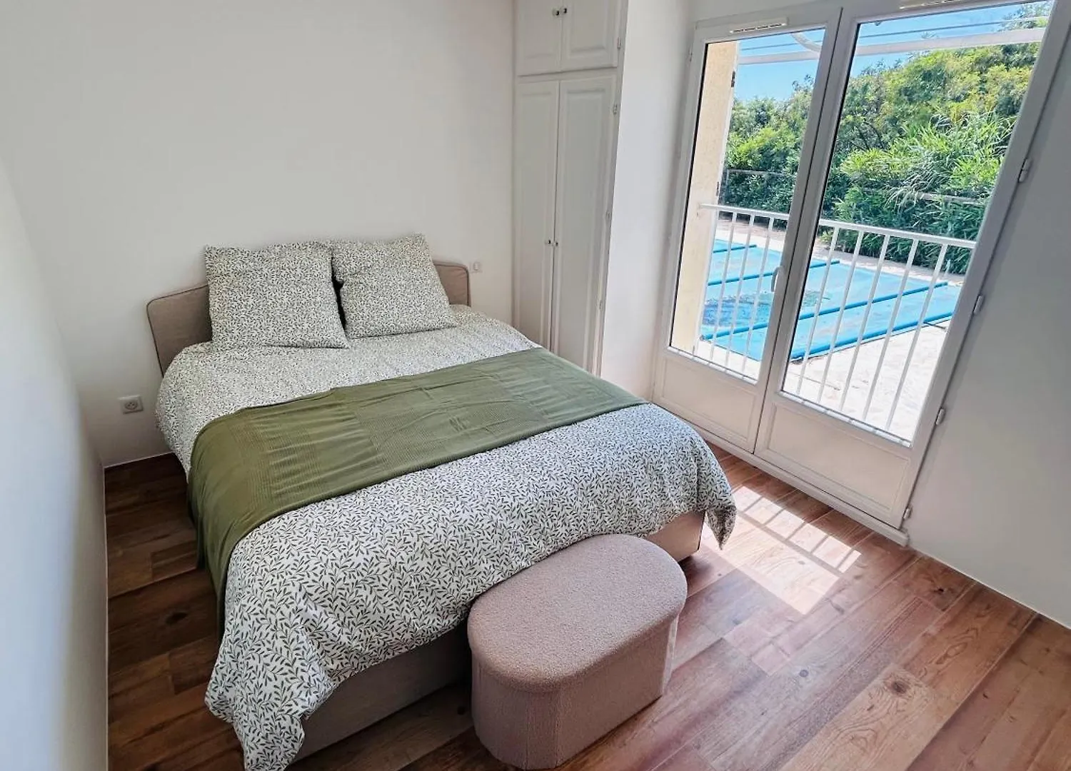 Pinelodge Azure Roquebrune-sur-Argens France