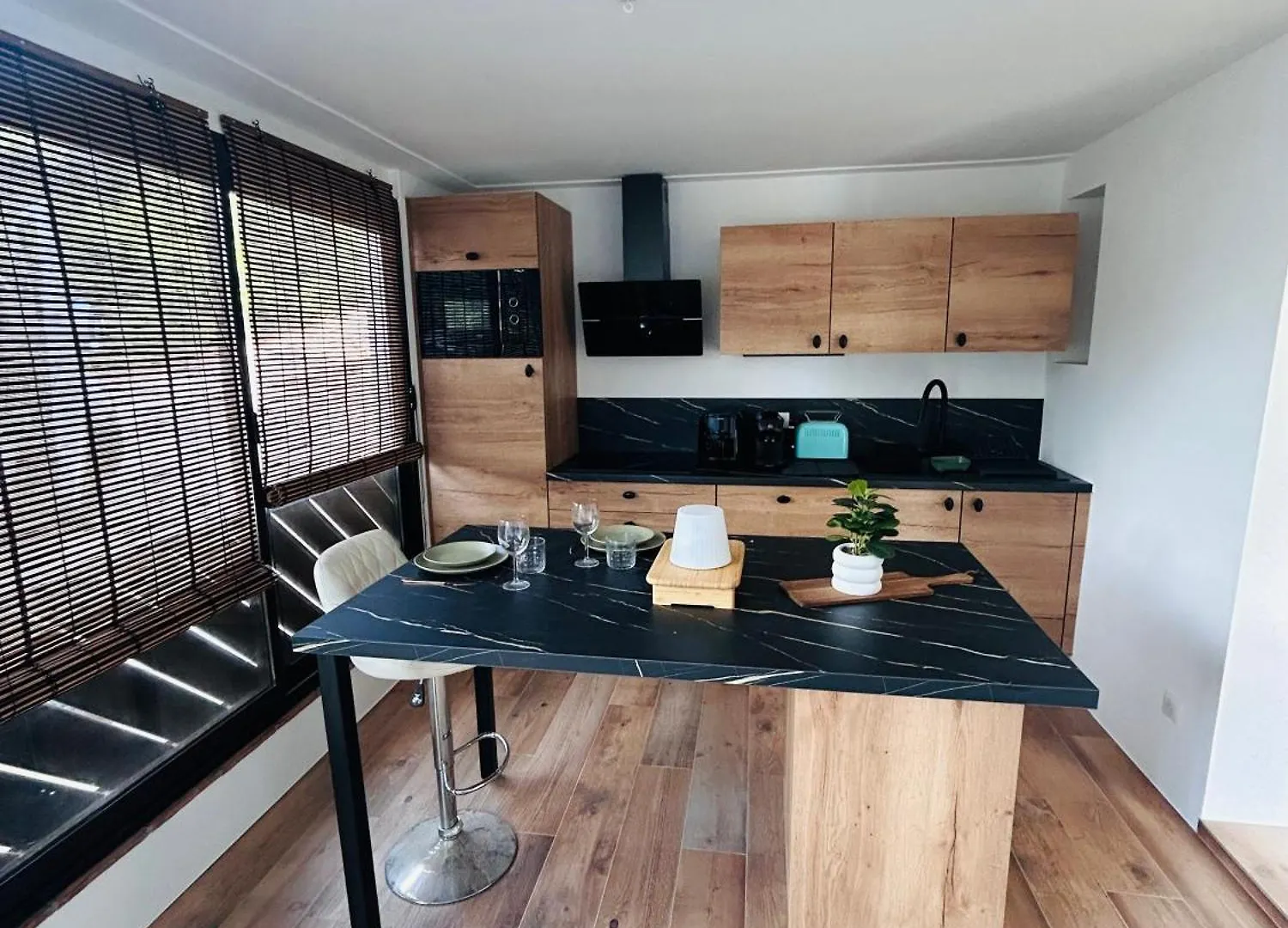 Pinelodge Azure Roquebrune-sur-Argens 0*,
